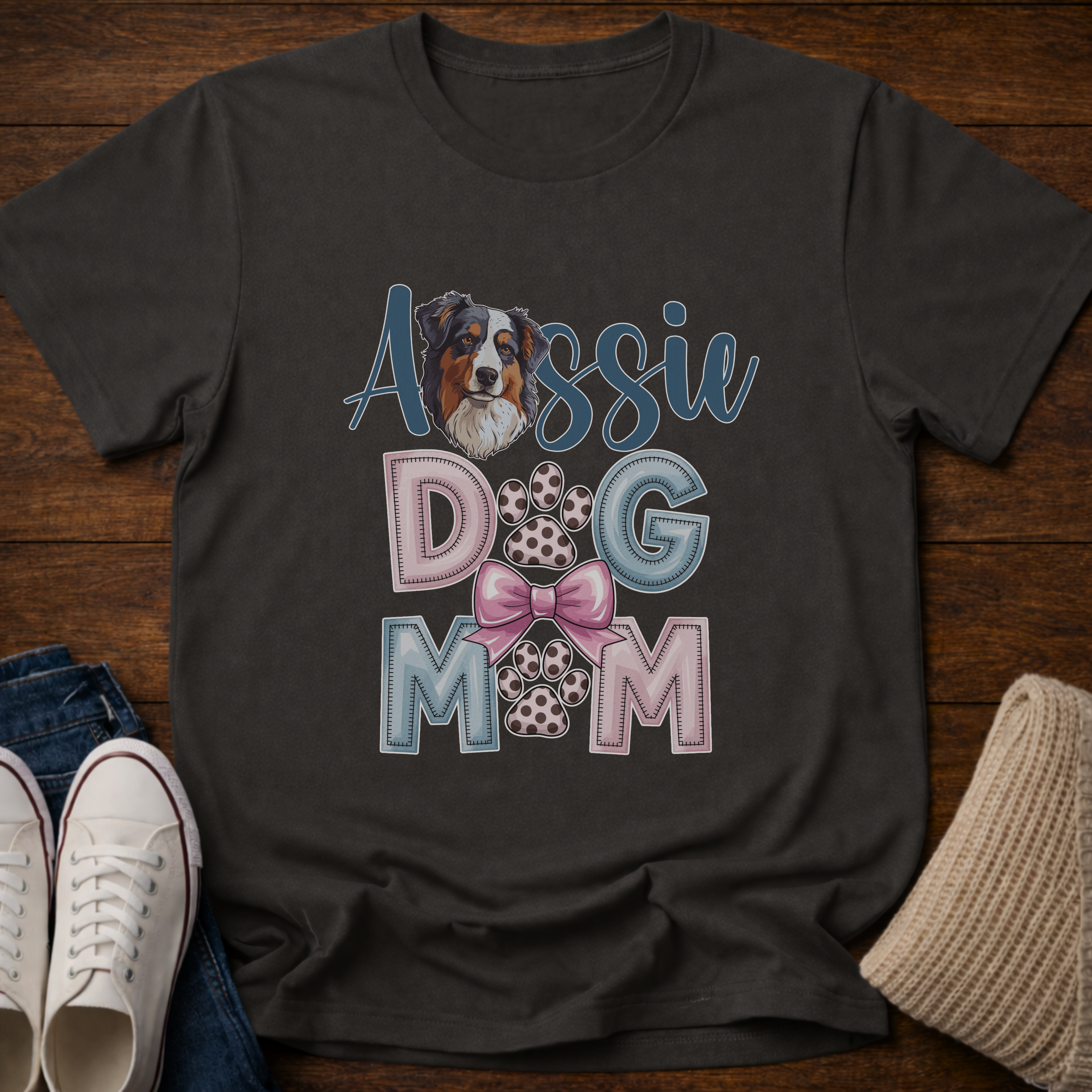 Aussie Mom Paw Print T-Shirt